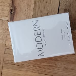 NEW/EAU DE PARFUM/BANANA REPUBLIC